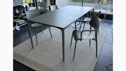 [1x 18353 / 4x 18951..] Tischgruppe Calvi / Studie